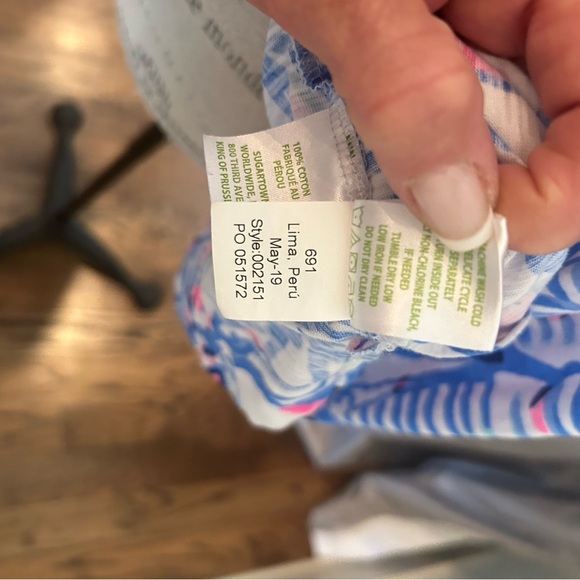 Lilly Pulitzer Kaia Knit Tunic Top. L - Picture 4 of 4